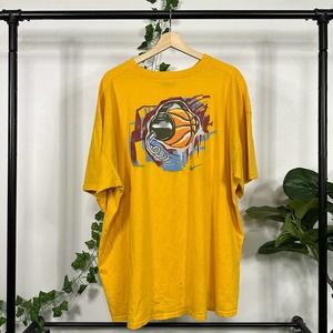 Y2K Nike Basketball Beats + Breaks T-shirt